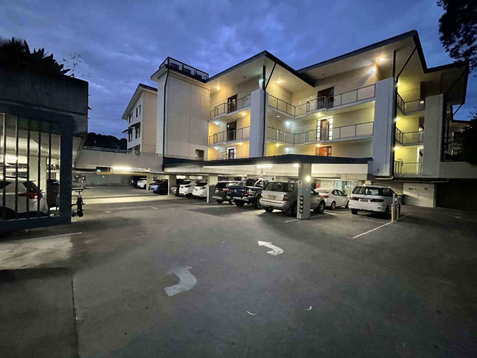 Aparthotel Boathouse 4*